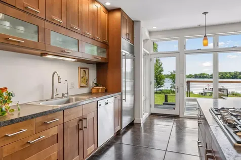 410 Mccarrons Boulevard N Roseville MN 55113