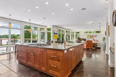410 Mccarrons Boulevard N Roseville MN 55113