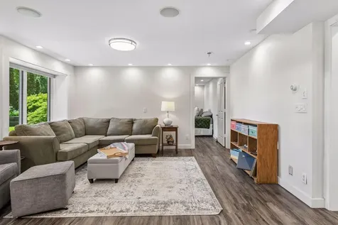 410 Mccarrons Boulevard N Roseville MN 55113