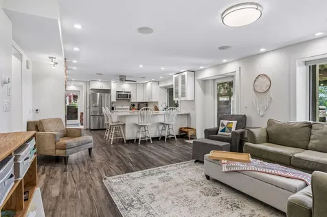 410 Mccarrons Boulevard N Roseville MN 55113