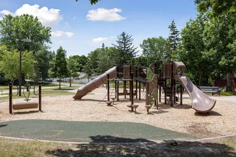 410 Mccarrons Boulevard N Roseville MN 55113