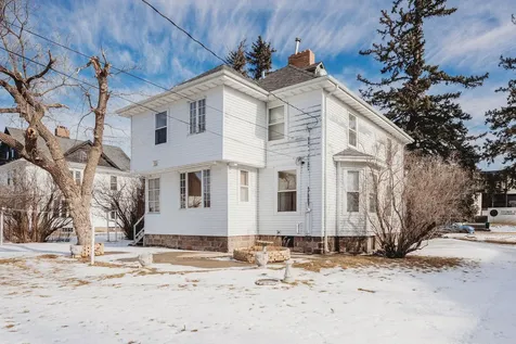 514 2nd Avenue SE Jamestown ND 58401
