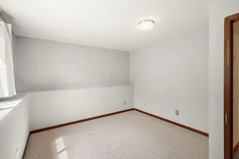 9419 James Avenue N Brooklyn Park MN 55444