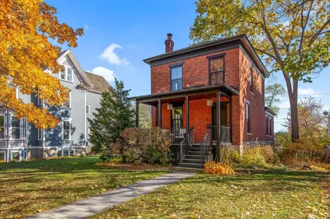 53 Irvine Park Saint Paul MN 55102