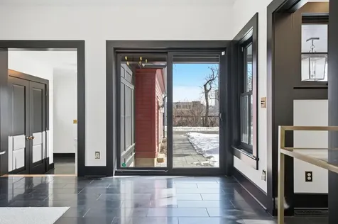 53 Irvine Park Saint Paul MN 55102