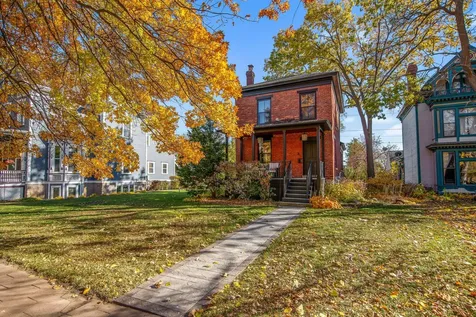 53 Irvine Park Saint Paul MN 55102