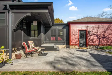 53 Irvine Park Saint Paul MN 55102