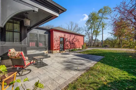 53 Irvine Park Saint Paul MN 55102
