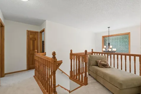 1540 Viewcrest Lane Burnsville MN 55337