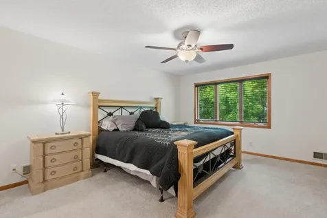 1540 Viewcrest Lane Burnsville MN 55337
