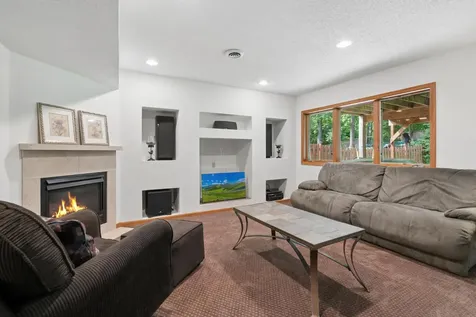 1540 Viewcrest Lane Burnsville MN 55337