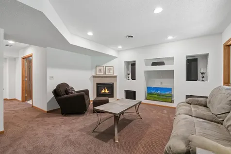 1540 Viewcrest Lane Burnsville MN 55337