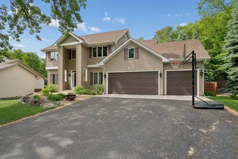 1540 Viewcrest Lane Burnsville MN 55337
