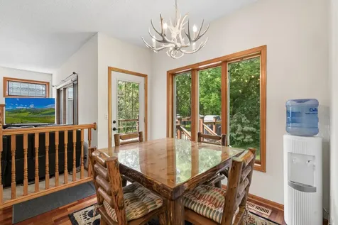 1540 Viewcrest Lane Burnsville MN 55337