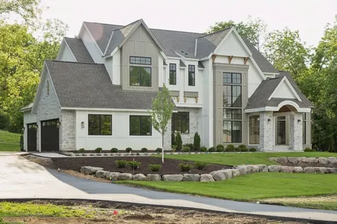 285 North Shore Drive Minnetrista MN 55364