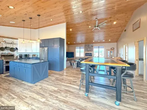 2253 Mitchell Avenue NW Annandale MN 55302
