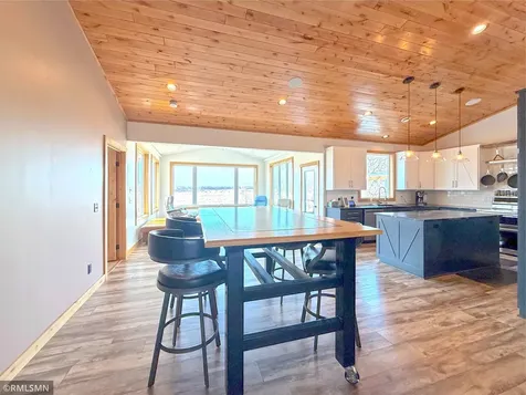 2253 Mitchell Avenue NW Annandale MN 55302