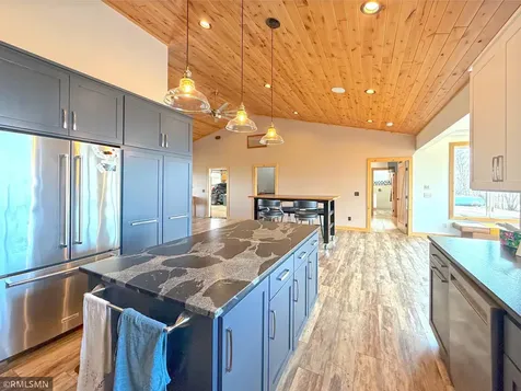 2253 Mitchell Avenue NW Annandale MN 55302