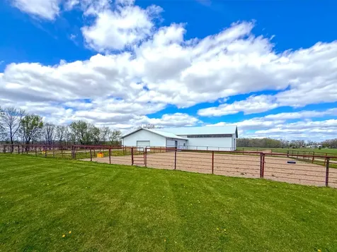 2253 Mitchell Avenue NW Annandale MN 55302