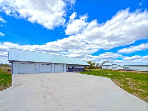 2253 Mitchell Avenue NW Annandale MN 55302