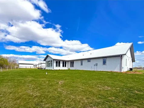 2253 Mitchell Avenue NW Annandale MN 55302