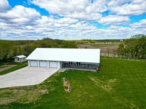 2253 Mitchell Avenue NW Annandale MN 55302