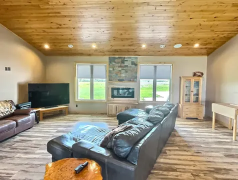 2253 Mitchell Avenue NW Annandale MN 55302