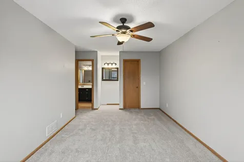 7275 Pontiac Circle Chanhassen MN 55317
