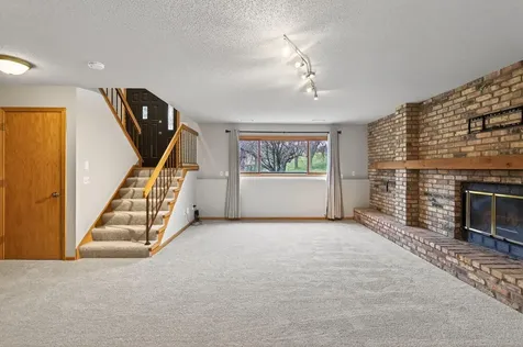 7275 Pontiac Circle Chanhassen MN 55317
