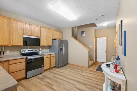 751 Maple Hills Drive Maplewood MN 55117