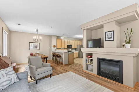 751 Maple Hills Drive Maplewood MN 55117