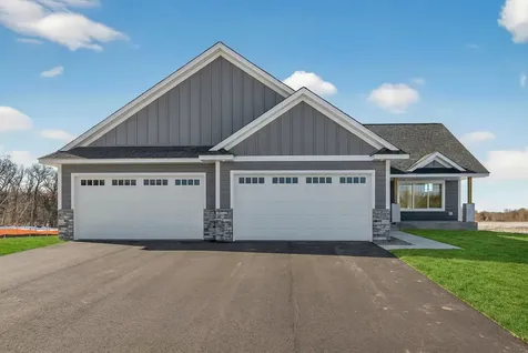 22544 Raven Street NW Oak Grove MN 55005