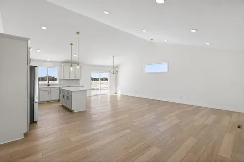 22544 Raven Street NW Oak Grove MN 55005