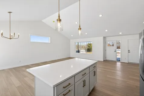 22544 Raven Street NW Oak Grove MN 55005