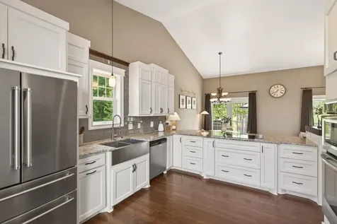 8713 Prestwick Parkway N Brooklyn Park MN 55443