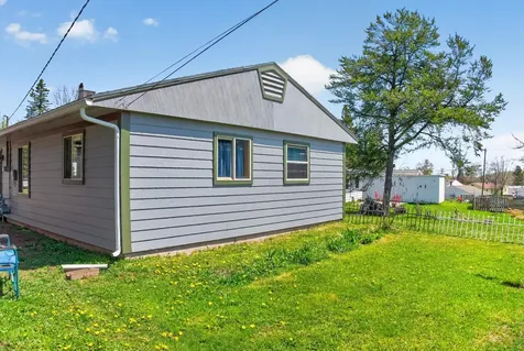 39 Edison Boulevard Silver Bay MN 55614