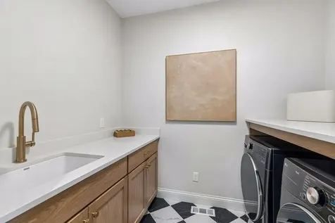 4003 Arbor Drive Woodbury MN 55129