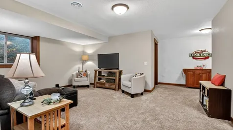 5643 Green Park Drive Eau Claire WI 54703