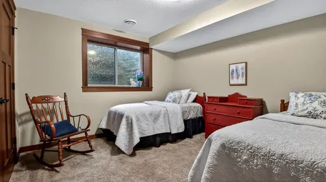 5643 Green Park Drive Eau Claire WI 54703