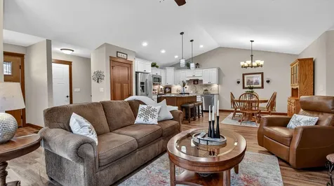 5643 Green Park Drive Eau Claire WI 54703