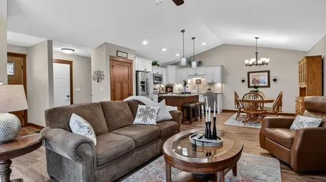 5643 Green Park Drive Eau Claire WI 54703
