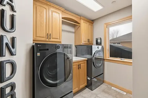 1827 7th Street E West Fargo ND 58078