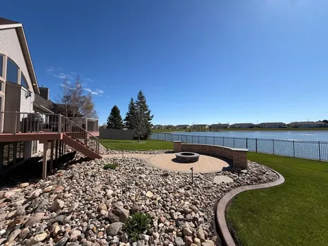 1827 7th Street E West Fargo ND 58078