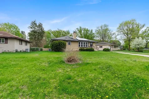 5918 Admiral Lane N Brooklyn Center MN 55429