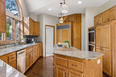 4325 Rosewood Lane N Plymouth MN 55442