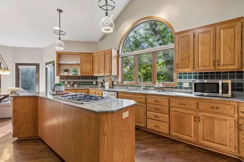4325 Rosewood Lane N Plymouth MN 55442