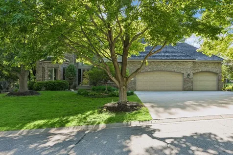 4325 Rosewood Lane N Plymouth MN 55442
