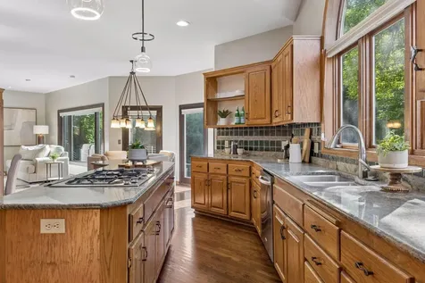 4325 Rosewood Lane N Plymouth MN 55442