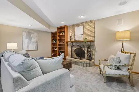 4325 Rosewood Lane N Plymouth MN 55442