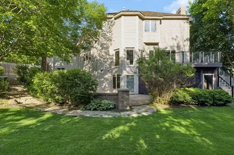 4325 Rosewood Lane N Plymouth MN 55442